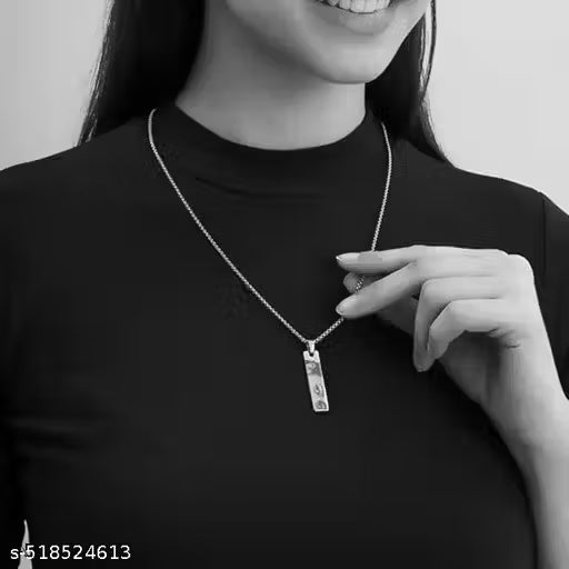 Grablix-Iris Love Pendant