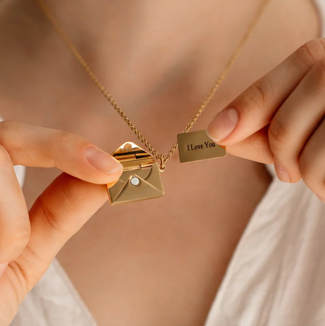 Grablix - Love envelope necklace