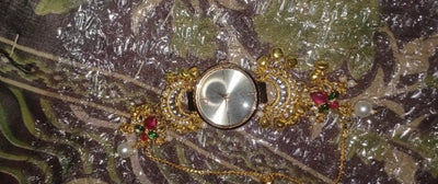 Mansi D review